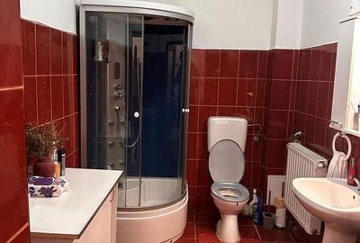 Casă cu 3 camere cu Teren 190 Mp în Central - 8