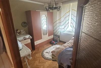 Apartament 3 camere de vanzare, cart. Dealul Florilor Apartament 3 camere de vanzare, cart. Dealul Florilor - 4