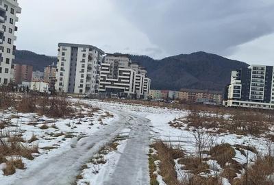 Teren Construcții intravilan de 500 mp, în Noua