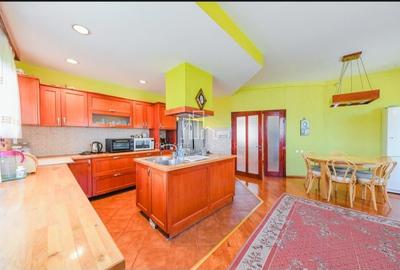 Casă individuală cu 7 camere cu Canalizare în Sângeorgiu de Mureș - 13