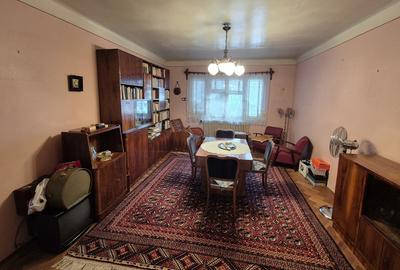 Casă cu 8 camere cu Garaj în Iancului - 7