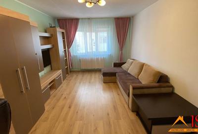 Apartament cu 2 camere decomandat în Vasile Aaron - 2