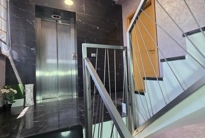 Apartament cu 3 camere decomandat, mobilat în Moșilor