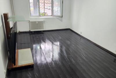 Apartament cu 4 camere semidecomandat în Rahova - 7