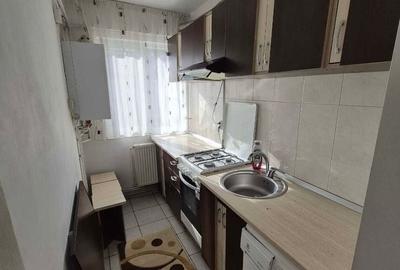 Apartament cu 2 camere semidecomandat, mobilat în Alexandru cel Bun - 3