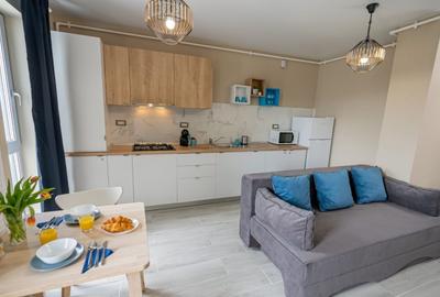 Apartament cu 2 camere semidecomandat, mobilat în Nord