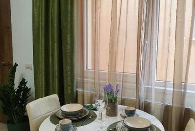 Casă individuală cu 4 camere cu Canalizare în Central - 1