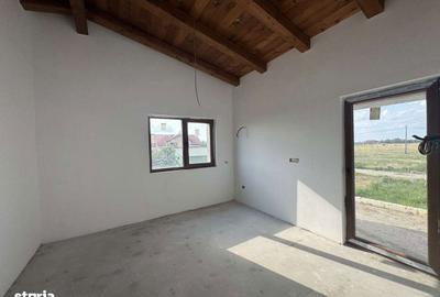 Casă cu 4 camere cu Teren 652 Mp în Nojorid - 13
