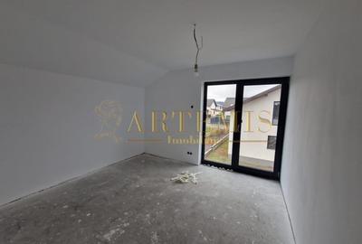 Casa individuala, decomandata, 5 camere,  180 mp., teren 500 mp., zona Subcetate - 10