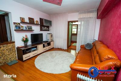 Apartament cu 3 camere decomandat în Babadag - 12