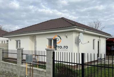 Casă cu 2 camere cu Teren 300 Mp în Sânandrei - 2