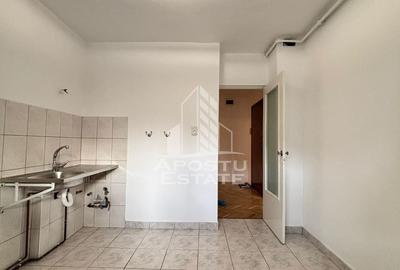 Apartament cu 3 camere in zona Fabric, decomandat, centrala, garaj - 7