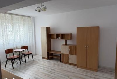 Apartament cu 2 camere decomandat în Calea Dumbrăvii
