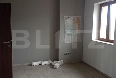 Spațiu comercial, de 185 mp, în Libertății - 8