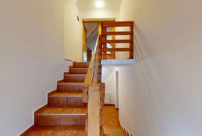 Casă cu 7 camere cu Teren 986 Mp în Plaiul Foii - 12