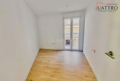 Apartament cu 4 camere decomandat în Central - 4