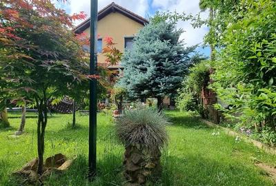 Casă individuală cu 4 camere în Aurel Vlaicu