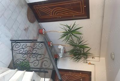 Apartament cu 3 camere decomandat în Central - 2