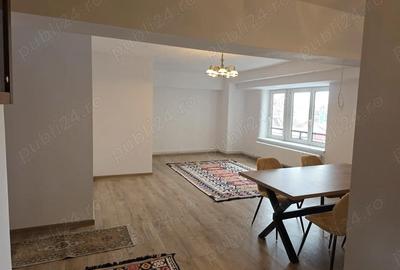 Apartament cu 3 camere decomandat în Centrul Civic - 4