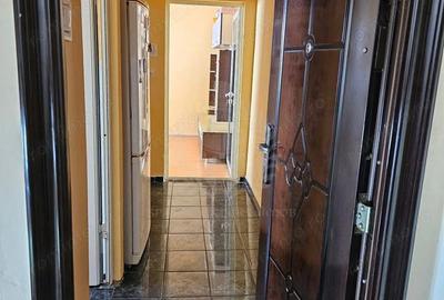 Apartament cu 2 camere semidecomandat în Central - 1