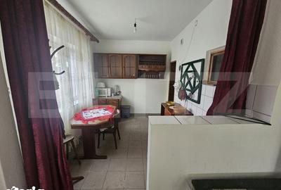 Casă cu 6 camere cu Teren 1850 Mp în Dumitra - 8