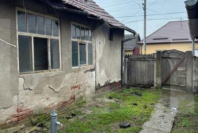 Casă cu 2 camere cu Teren 1756 Mp în Șofronea - 5