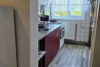 Apartament cu 3 camere semidecomandat în Circumvalațiunii - 9