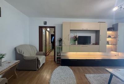 Apartament cu 3 camere semidecomandat, mobilat în Centrul Civic - 2