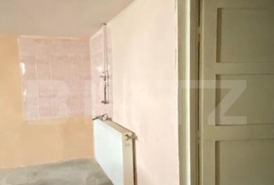 Casă cu 4 camere cu Canalizare în Central - 10