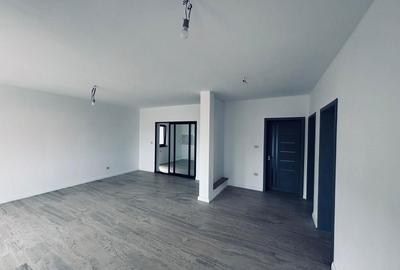 Casă cu 3 camere în Central - 8