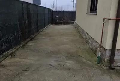 Casă cu 5 camere cu Teren 378 Mp în Vest - 9