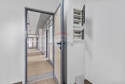 Cladire unica cu destinatii multiple de vanzare Ultracentral Arad - 17