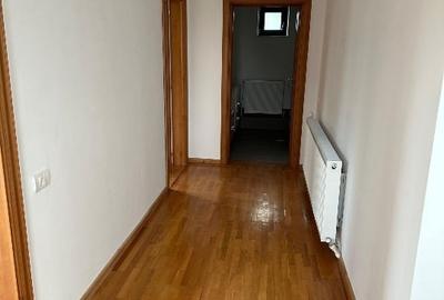 Casă individuală cu 5 camere cu Canalizare în Drumul Taberei - 12