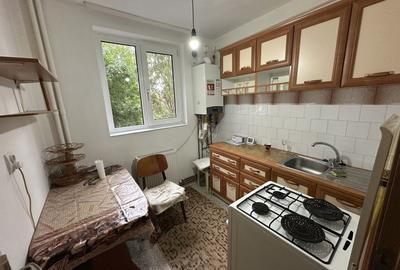 Apartament cu 2 camere decomandat în Circumvalațiunii - 18