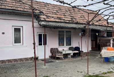 Casă cu 4 camere în Cuci - 2