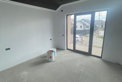 Casă individuală cu 4 camere cu Canalizare în Valu lui Traian - 17