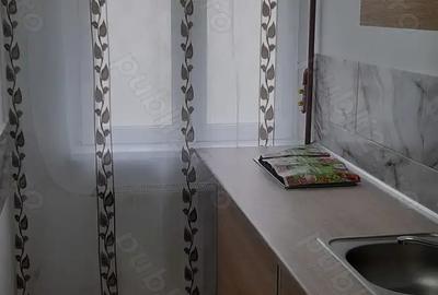 Vand apartament cu doua camere la parter - 1