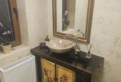 Casă cu 5 camere cu Teren 100 Mp în 1 Decembrie - 13