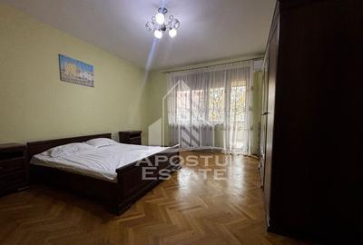 Apartament 4 camere, loc de parcare, zona Centrala - 2