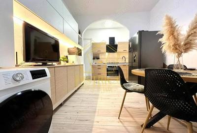 Casă cu 3 camere cu Teren 60 Mp în Bălcescu - 1