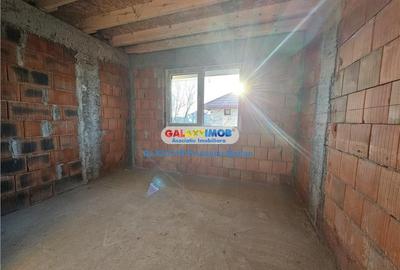 Casă individuală cu 4 camere cu Canalizare în Central - 41