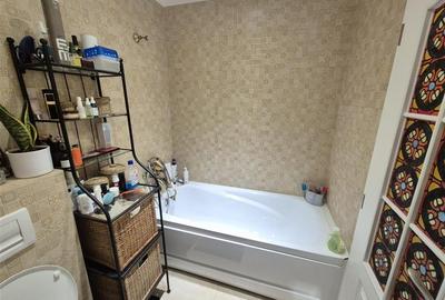 Apartament cu 3 camere semidecomandat în Central - 8