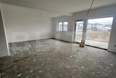 Casă cu 4 camere în Central - 2