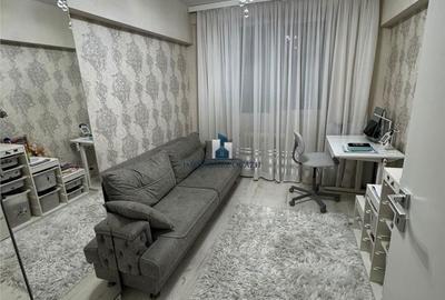Apartament cu 3 camere decomandat în Giurgiului - 13