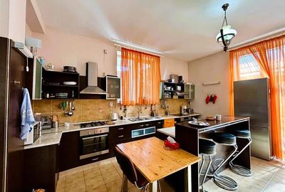Vila Impunatoare cu Piscina pentru Familie sau Investitie Turistica - 10
