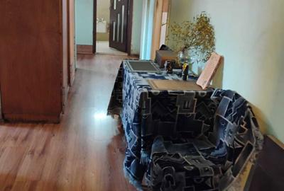 Apartament cu 4 camere decomandat în Florești - 2