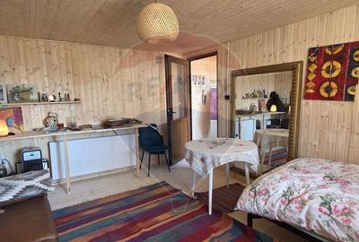Casă cu 3 camere în Dărmănești - 4