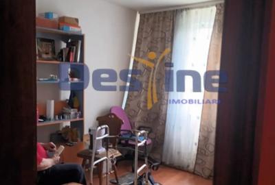 Apartament cu 3 camere decomandat în Dej - 2