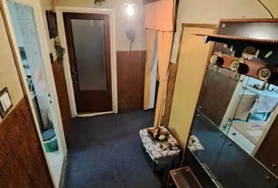 Apartament-4-camere-DECOMANDAT-PIATA-RESITA-MOLDOVENI - 6