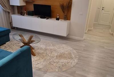 Apartament cu 3 camere semidecomandat în Policlinica - 13
